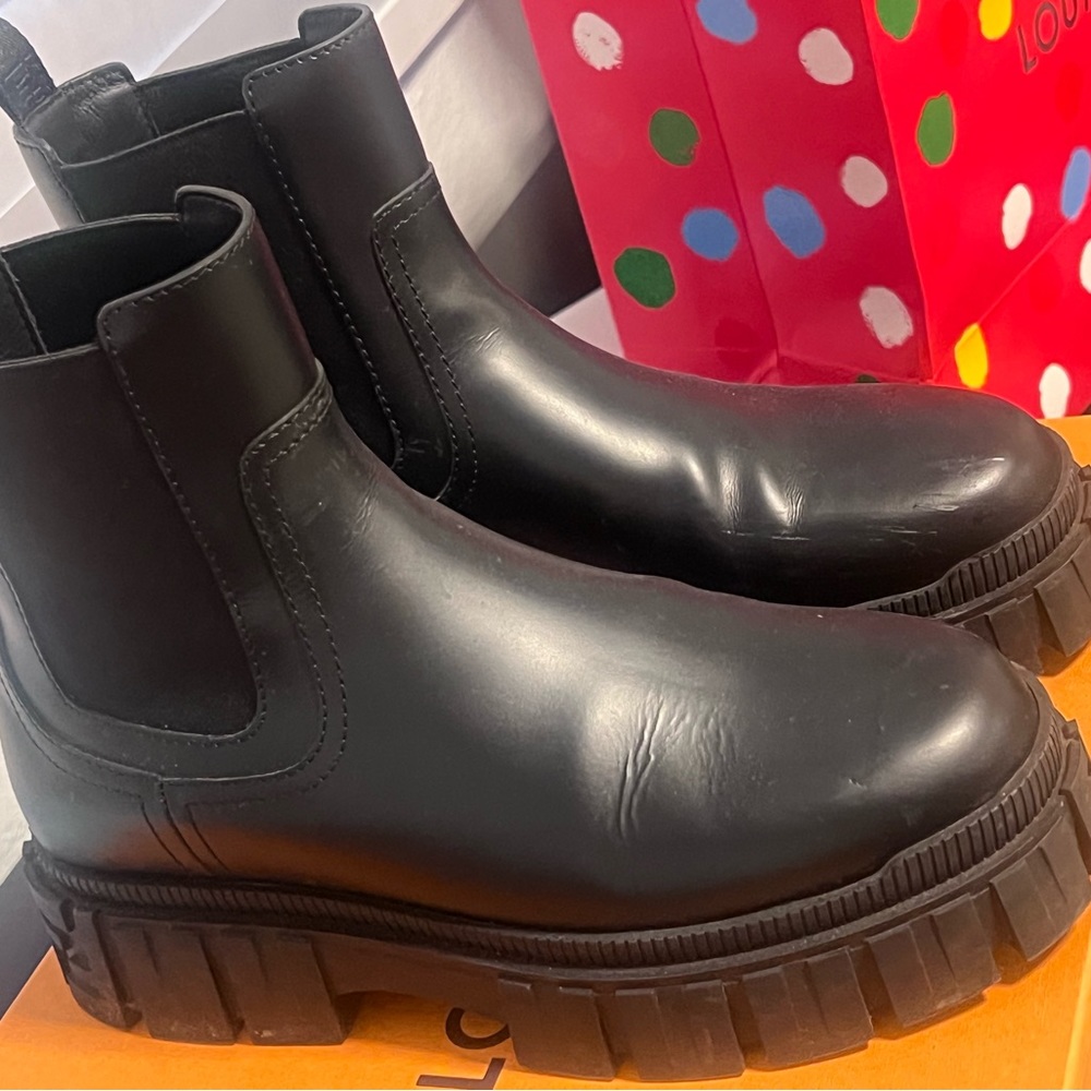 Black Fendi boots